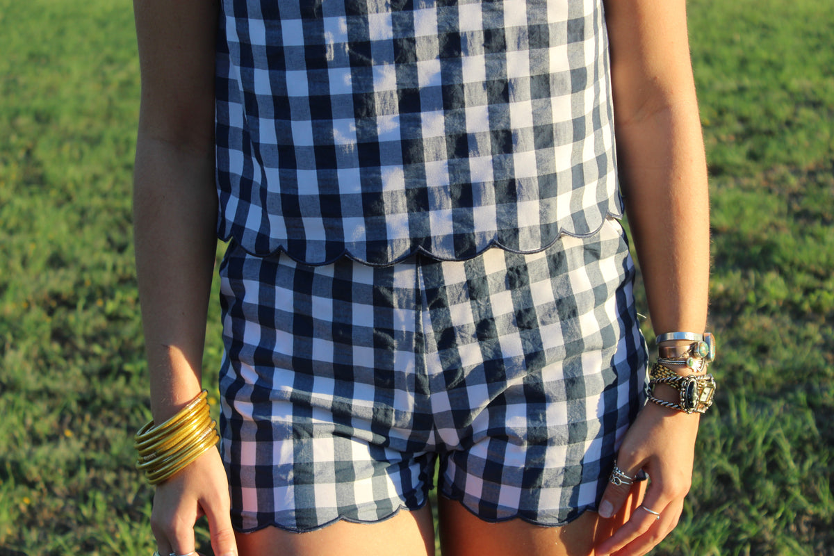 The Gingham Scallop Shorts